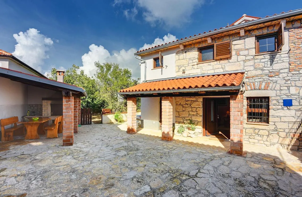 Holiday Home Agneza Medulin