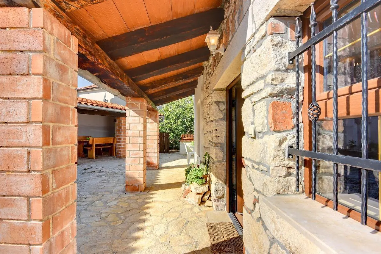Holiday Home Agneza Medulin